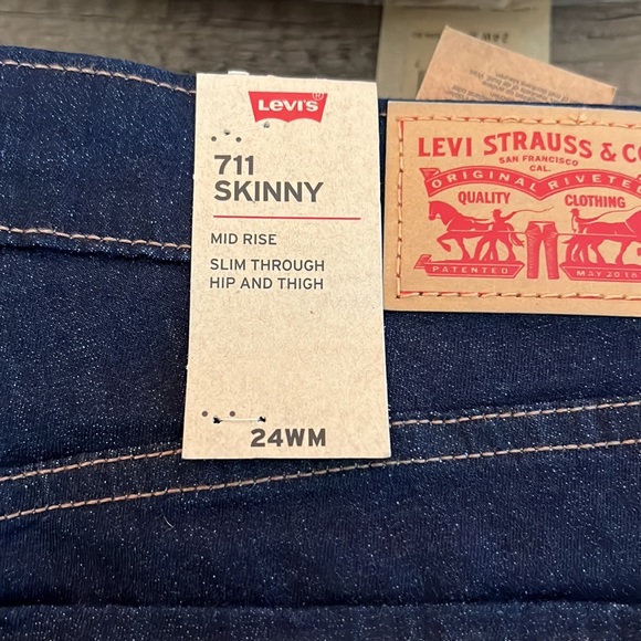Levi’s Jeans - Picture 8 of 8